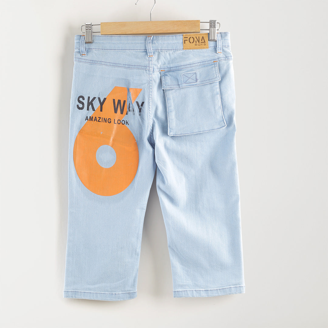 KID BOYS' SKY BLUE DENIM SHORTS - ORANGE BACK PRINT