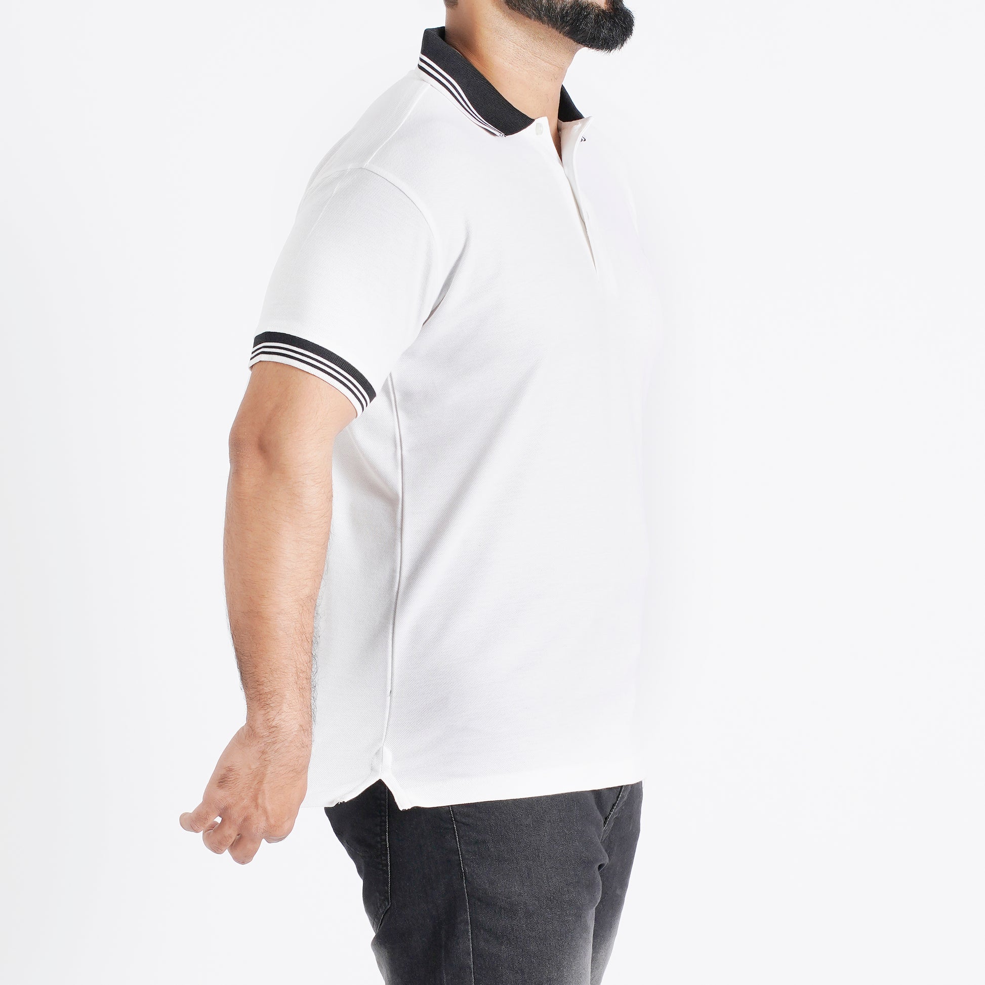 Men Polo T-Shirt Regular Fit White - Classic and versatile for a clean and sophisticated style.